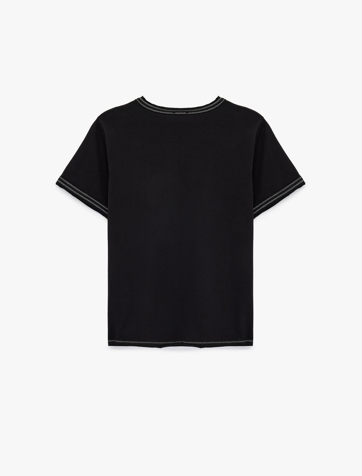  Pamuklu Kısa Kollu Bisiklet Yaka Dikiş Detaylı Tişört