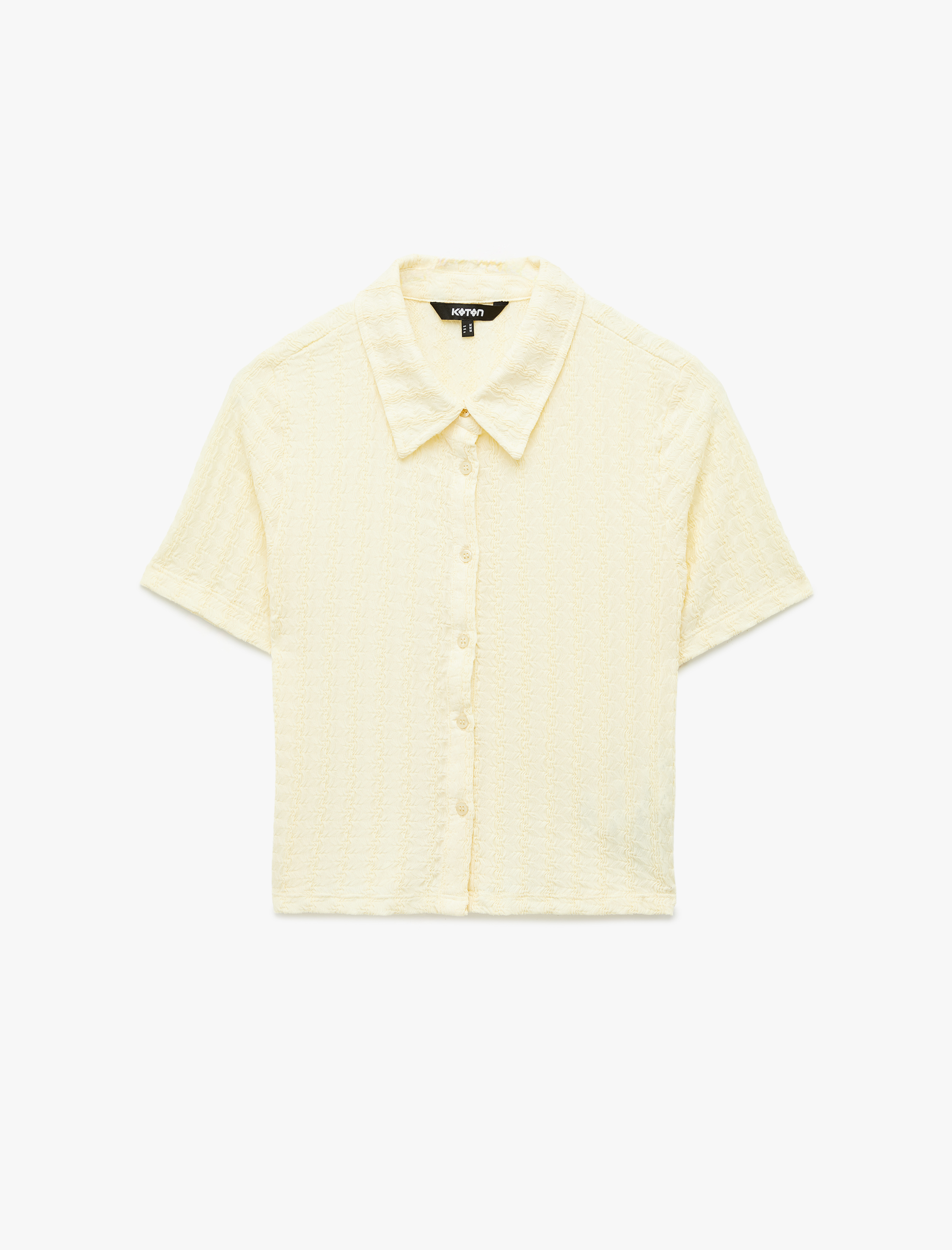   Bürümcük Kumaş Dokulu Düğmeli Kısa Kollu Gömlek