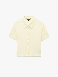 Bürümcük Kumaş Dokulu Düğmeli Kısa Kollu Gömlek