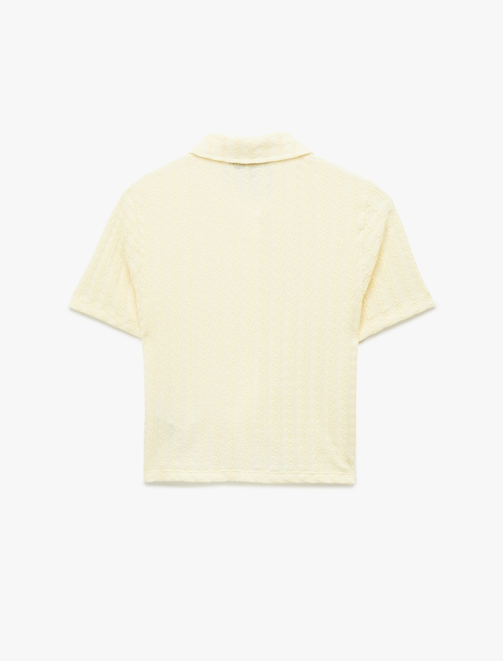  Bürümcük Kumaş Dokulu Düğmeli Kısa Kollu Gömlek