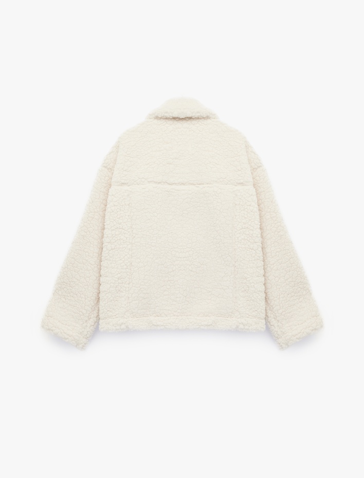  Düğmeli Uzun Kollu Cep Detaylı Klasik Yaka Peluş Ceket