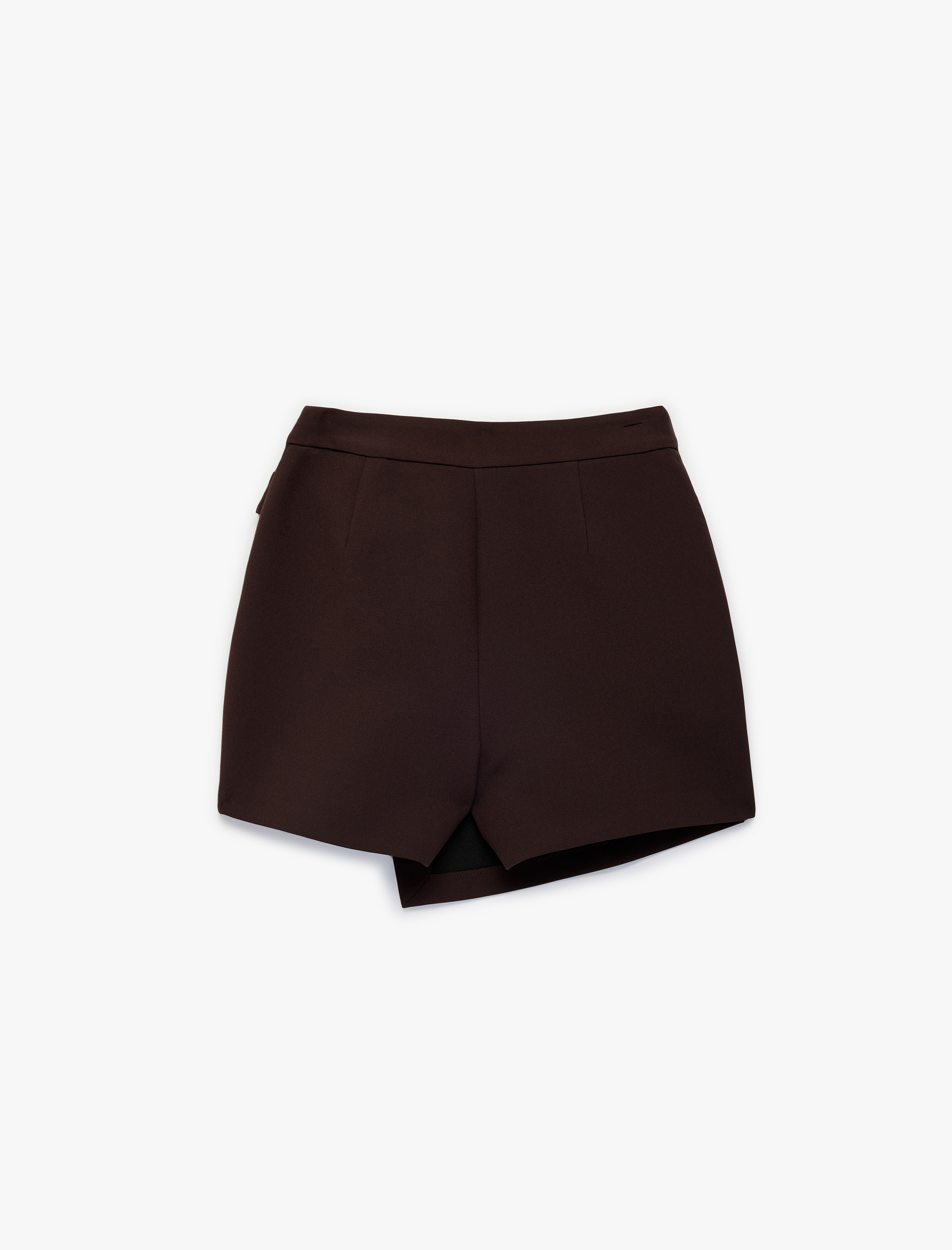   Cepli Metal Aksesuarlı Asimetrik Kesim Mini Şort Etek