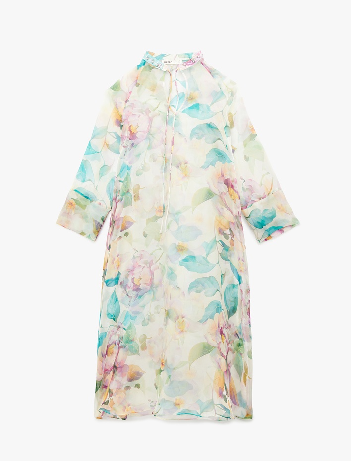  Uzun Kollu Dik Bağlama Detaylı Yaka Taşlı Çiçekli Oversize Şifon Elbise