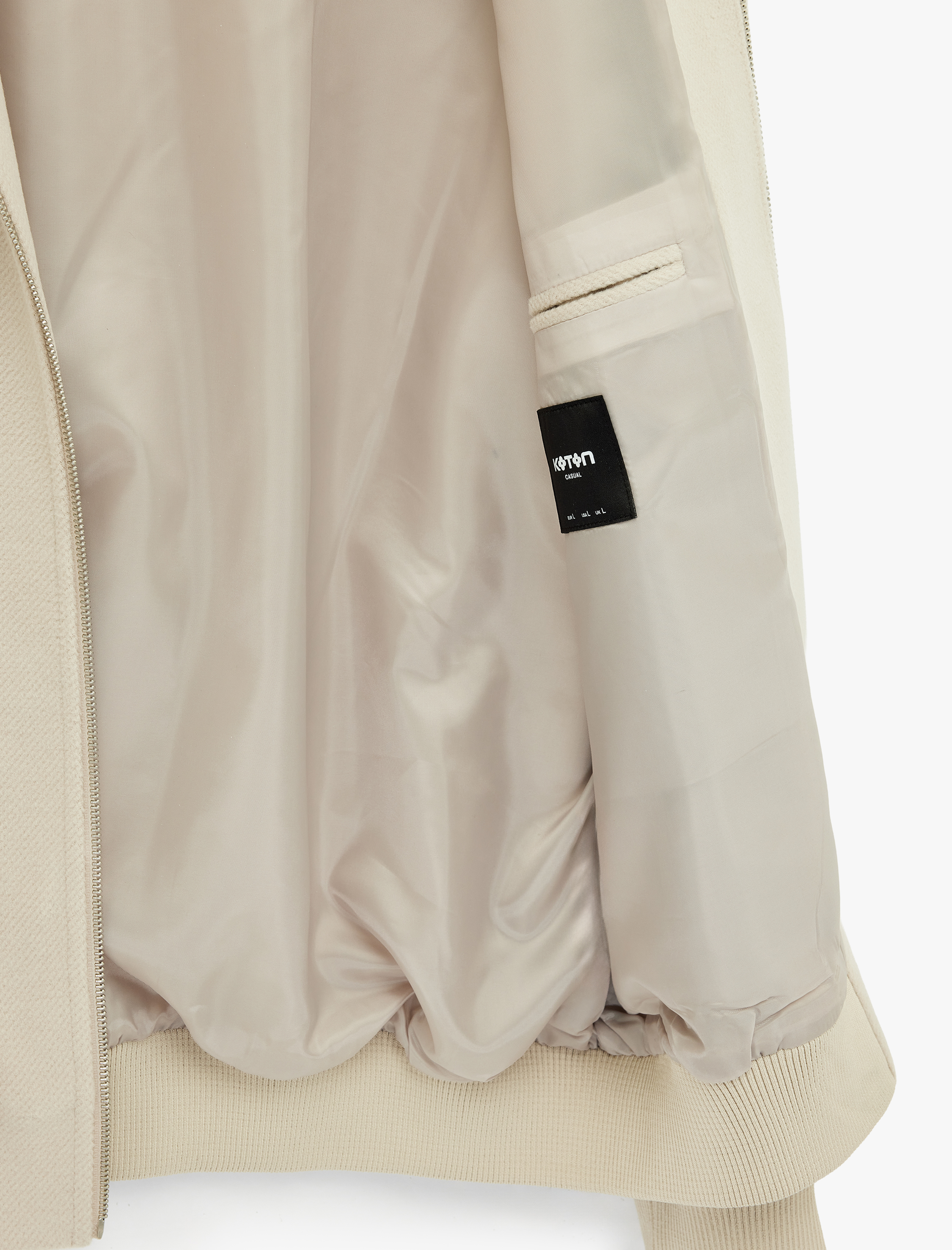   Regular Fit Uzun Kollu Cepli Kontrast Yaka Fermuarlı Kaşe Ceket