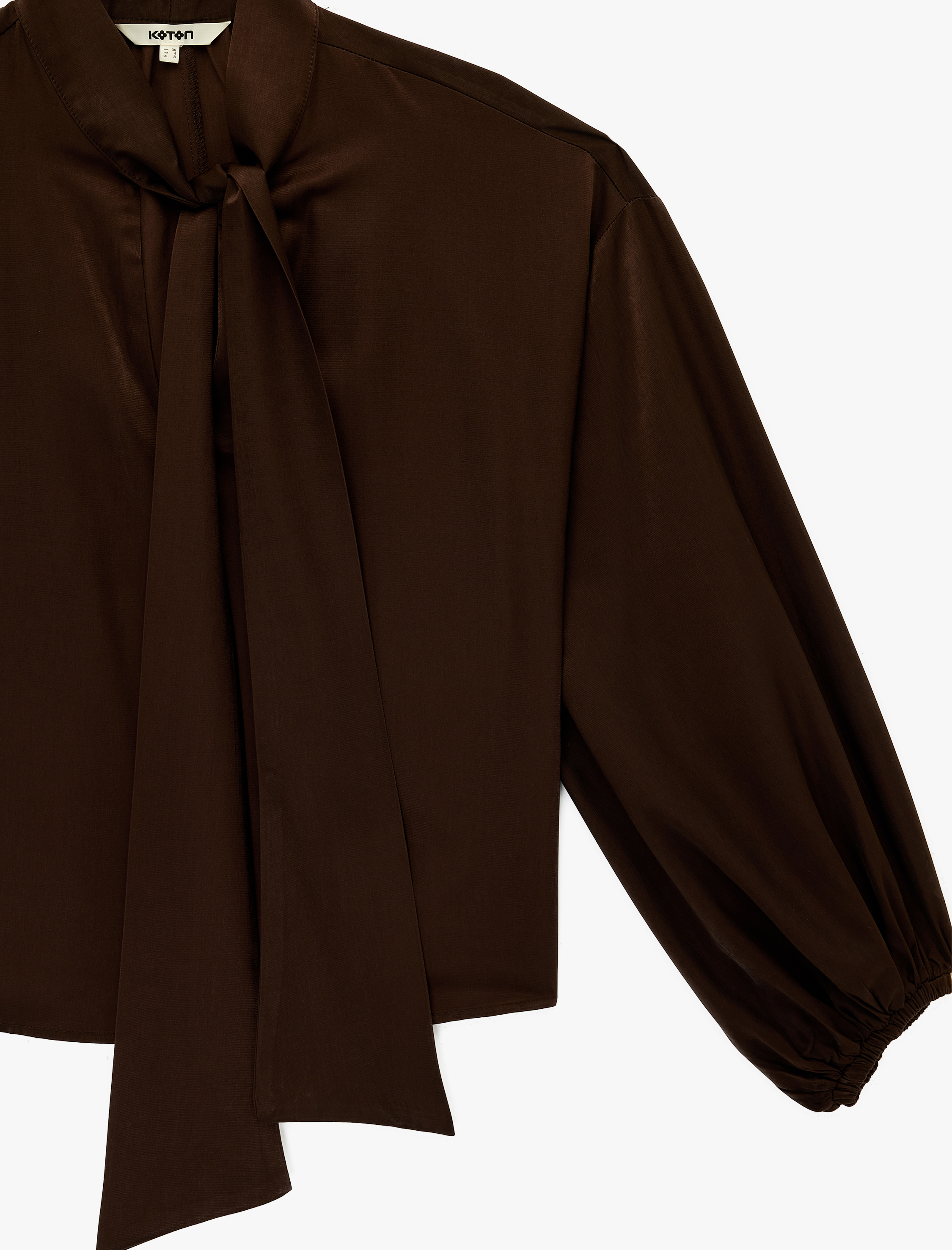   Regular Fit Uzun Balon Kollu Şal Yaka Saten Bluz