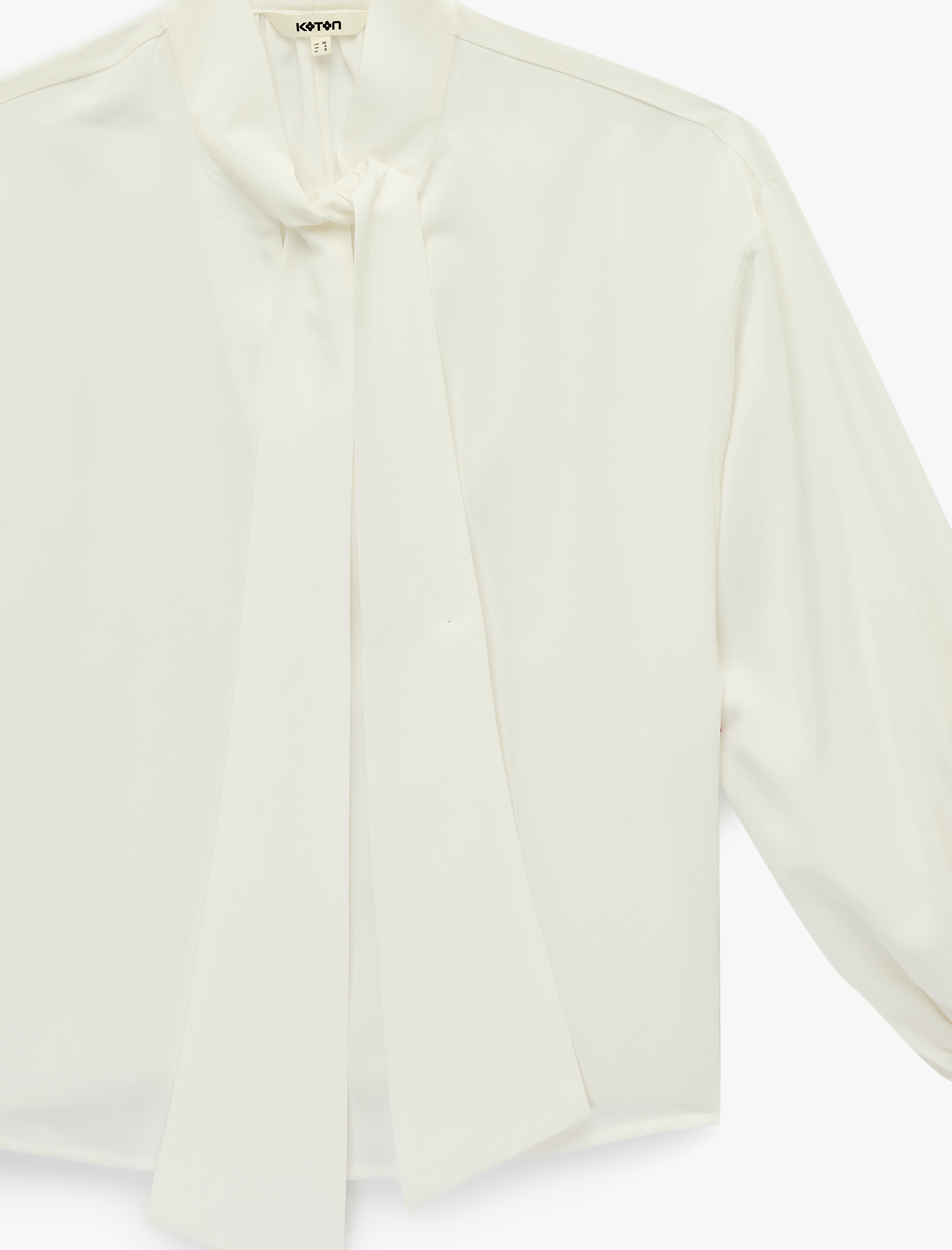   Regular Fit Uzun Balon Kollu Şal Yaka Saten Bluz