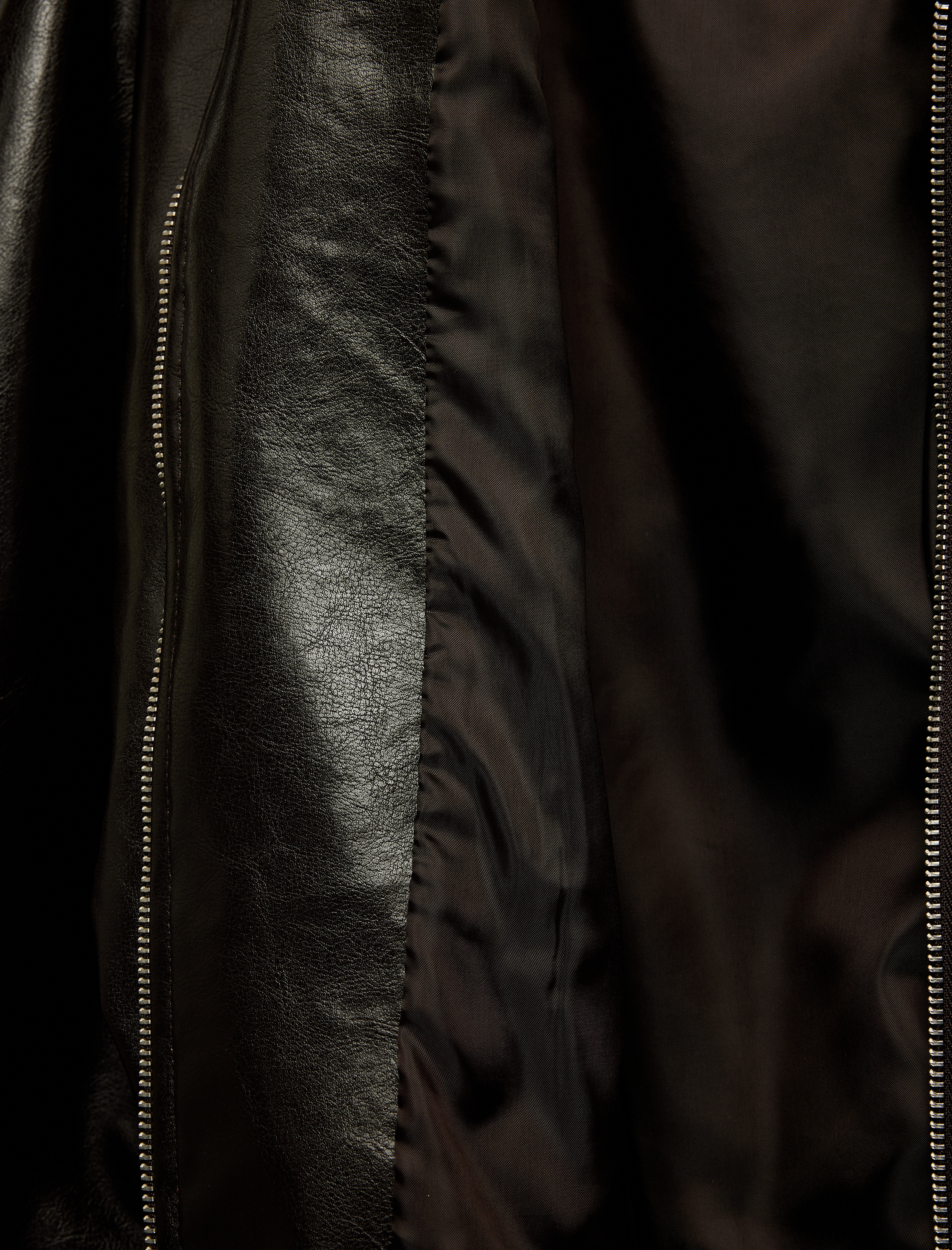   Fermuarlı Cep Detaylı Klasik Yaka Uzun Kollu Suni Deri Ceket