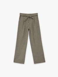 Bağlama Detaylı Geniş Paça Cepli Pantolon