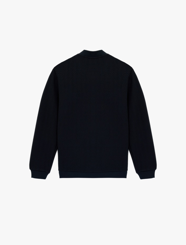  Uzun Kollu Dokulu Kapitone Fermuarlı Mevsimlik Ceket