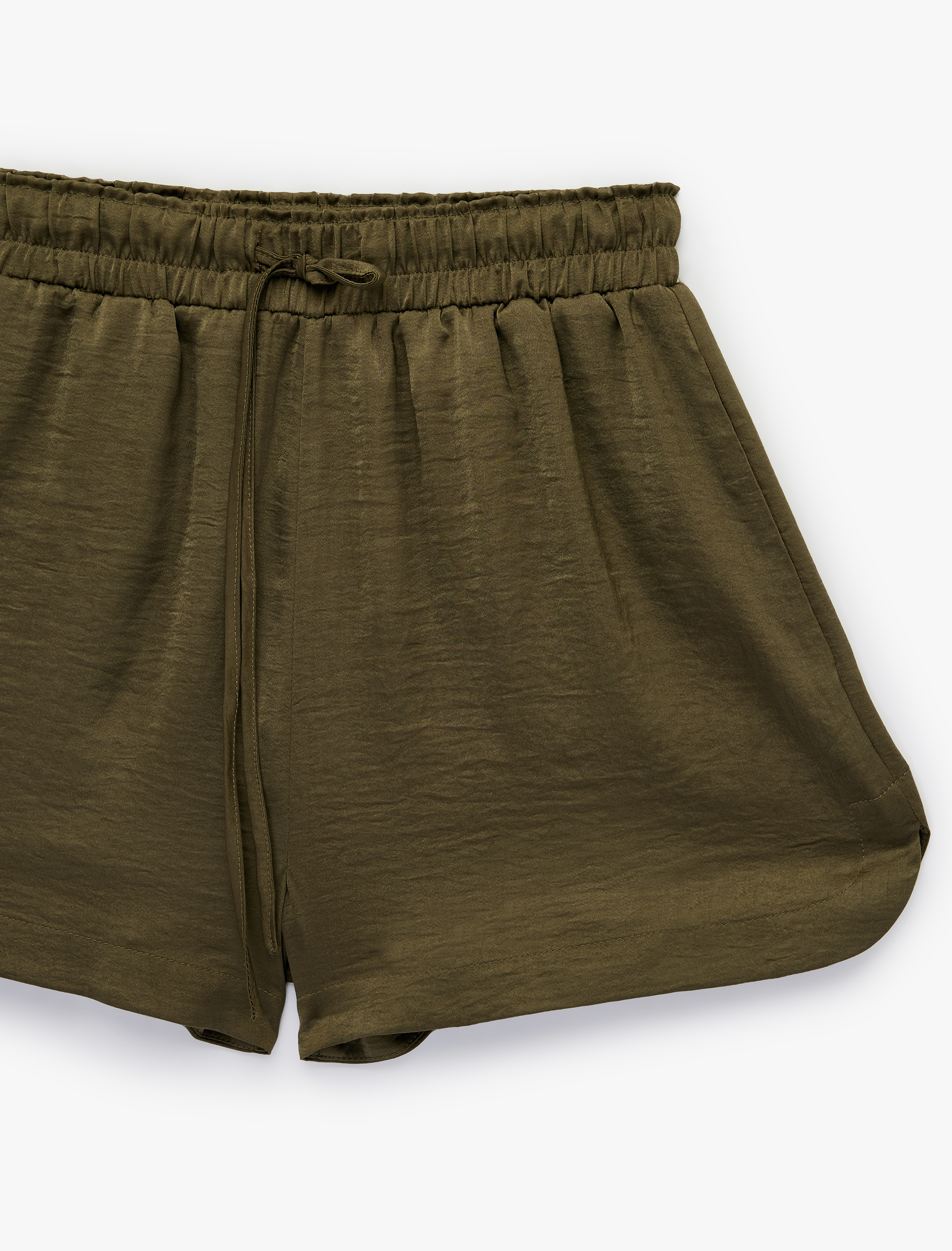   Beli Lastikli Bağlamalı Loose Fit Aerobin Saten Mini Şort