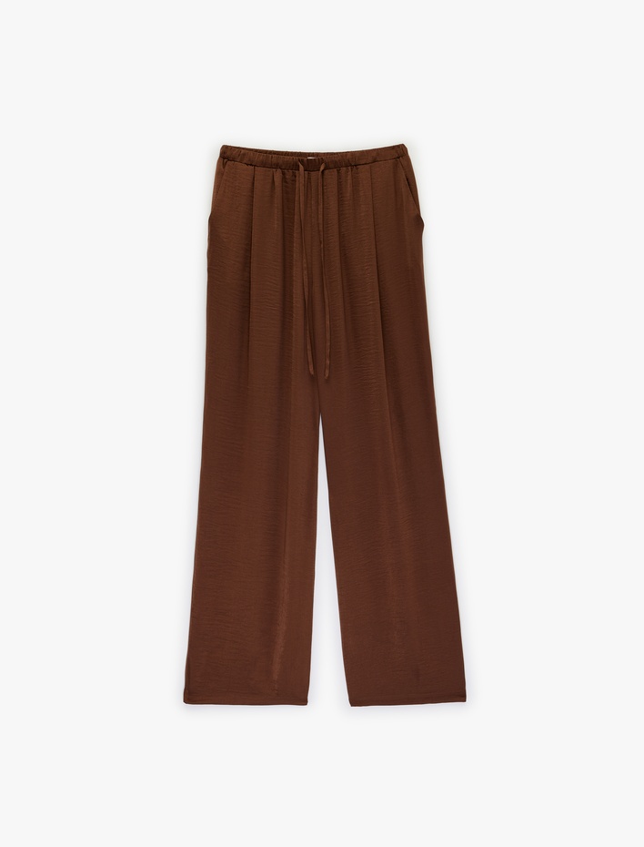  Aerobin Kumaş Beli Bağcıklı Cepli Geniş Düz Paça Saten Pantolon