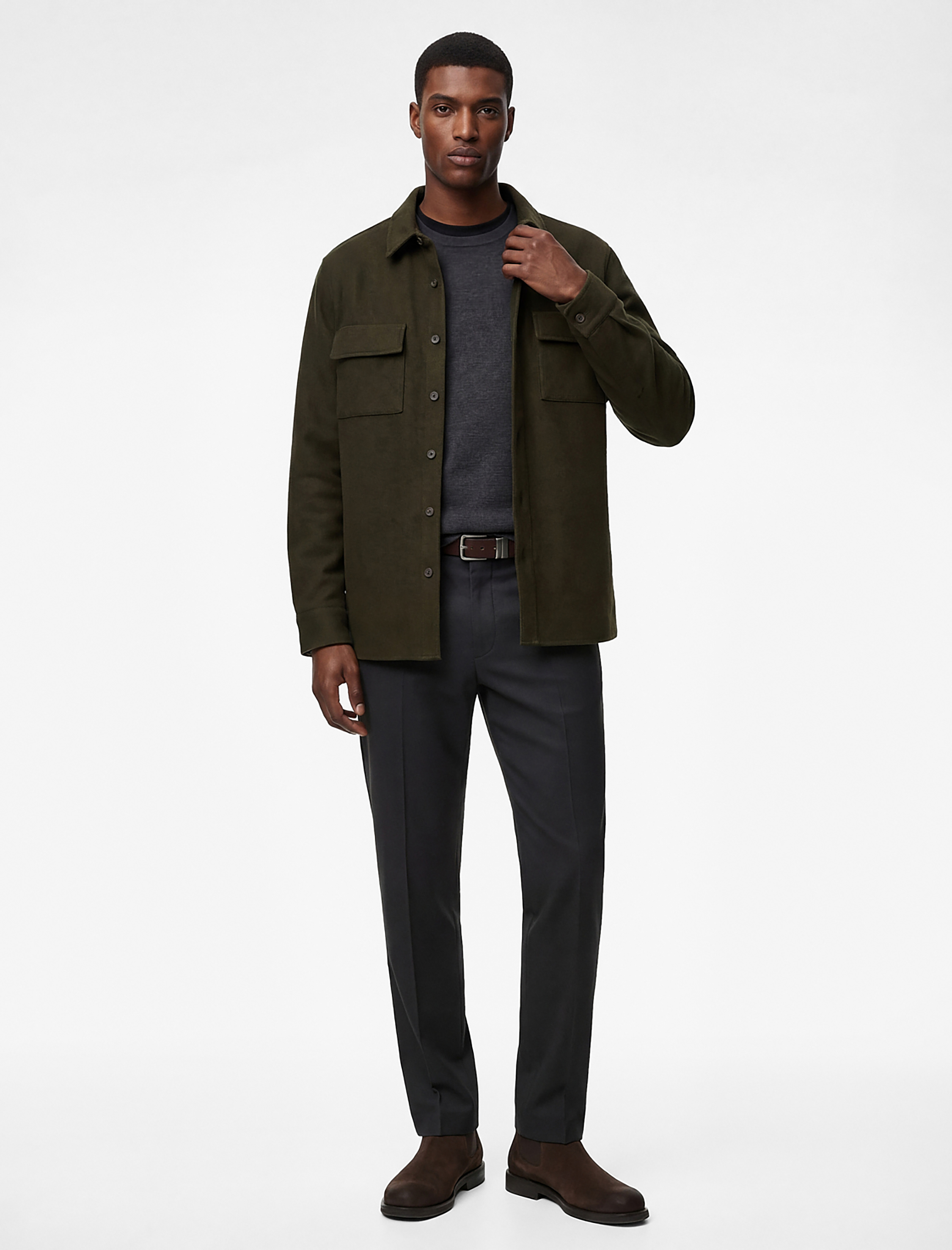   Viskon Karışımlı Cep Detaylı Uzun Kollu Düğmeli Klasik Yaka Gömlek Ceket