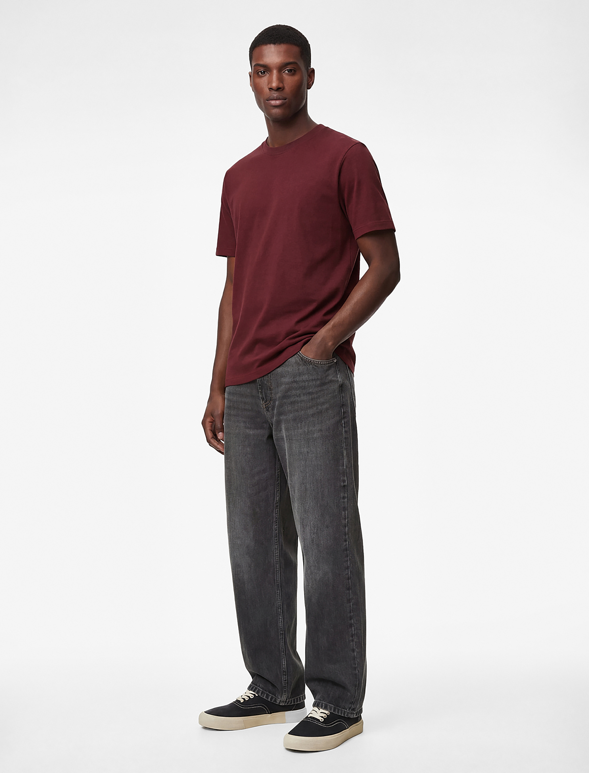   Pamuklu Regular Fit Kısa Kollu Basic Bisiklet Yaka Tişört