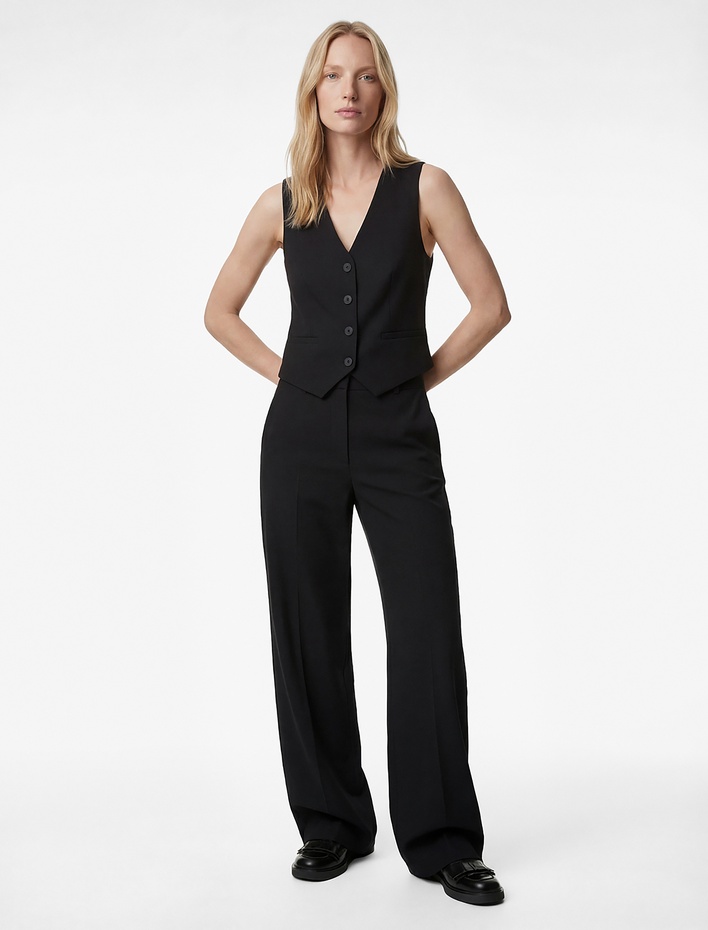  Regular Fit Düğmeli Cep Detaylı Kolsuz V Yaka Yelek