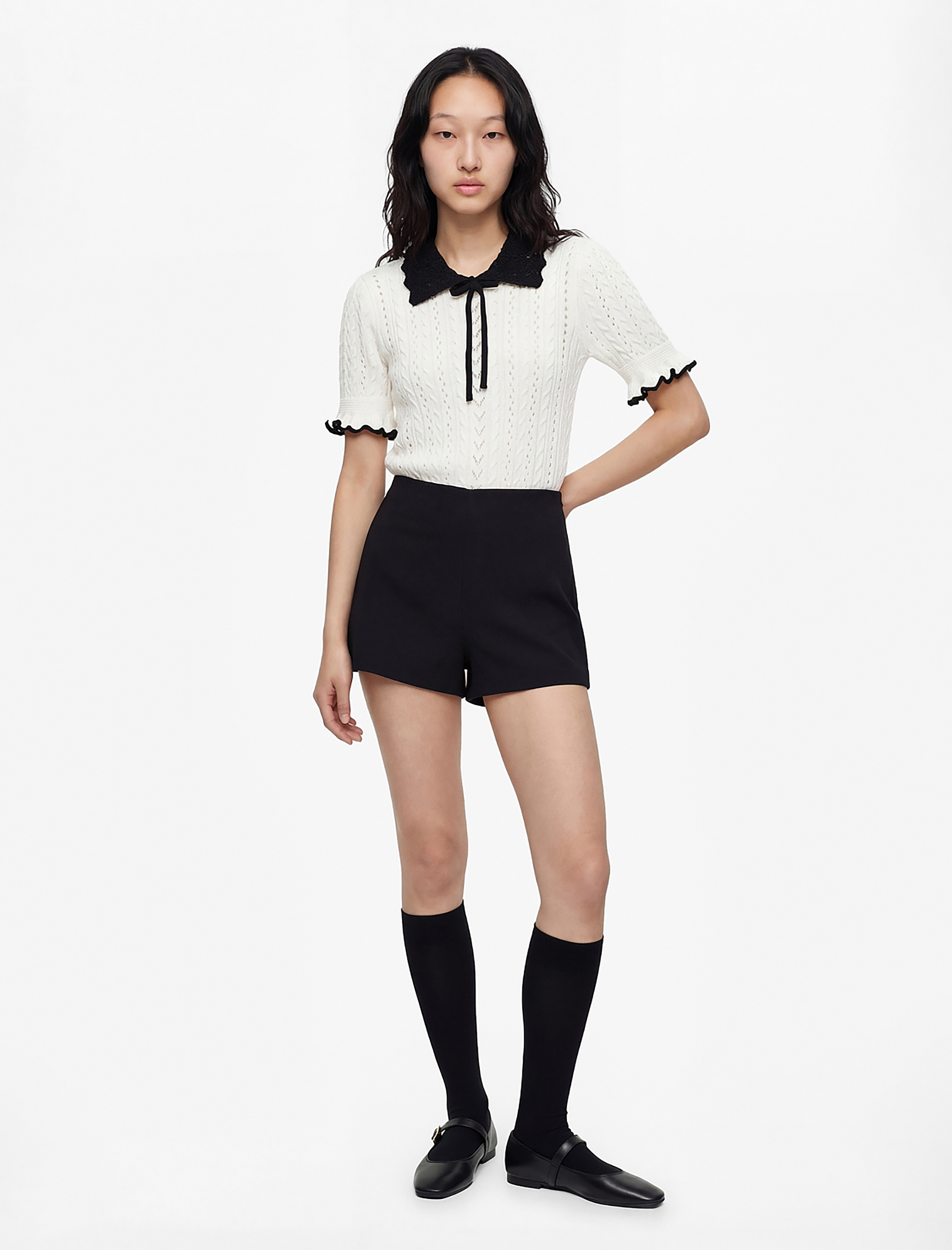   Fırfırlı Ajurlu Kısa Kollu Bağcıklı Bebe Yaka Triko Kazak