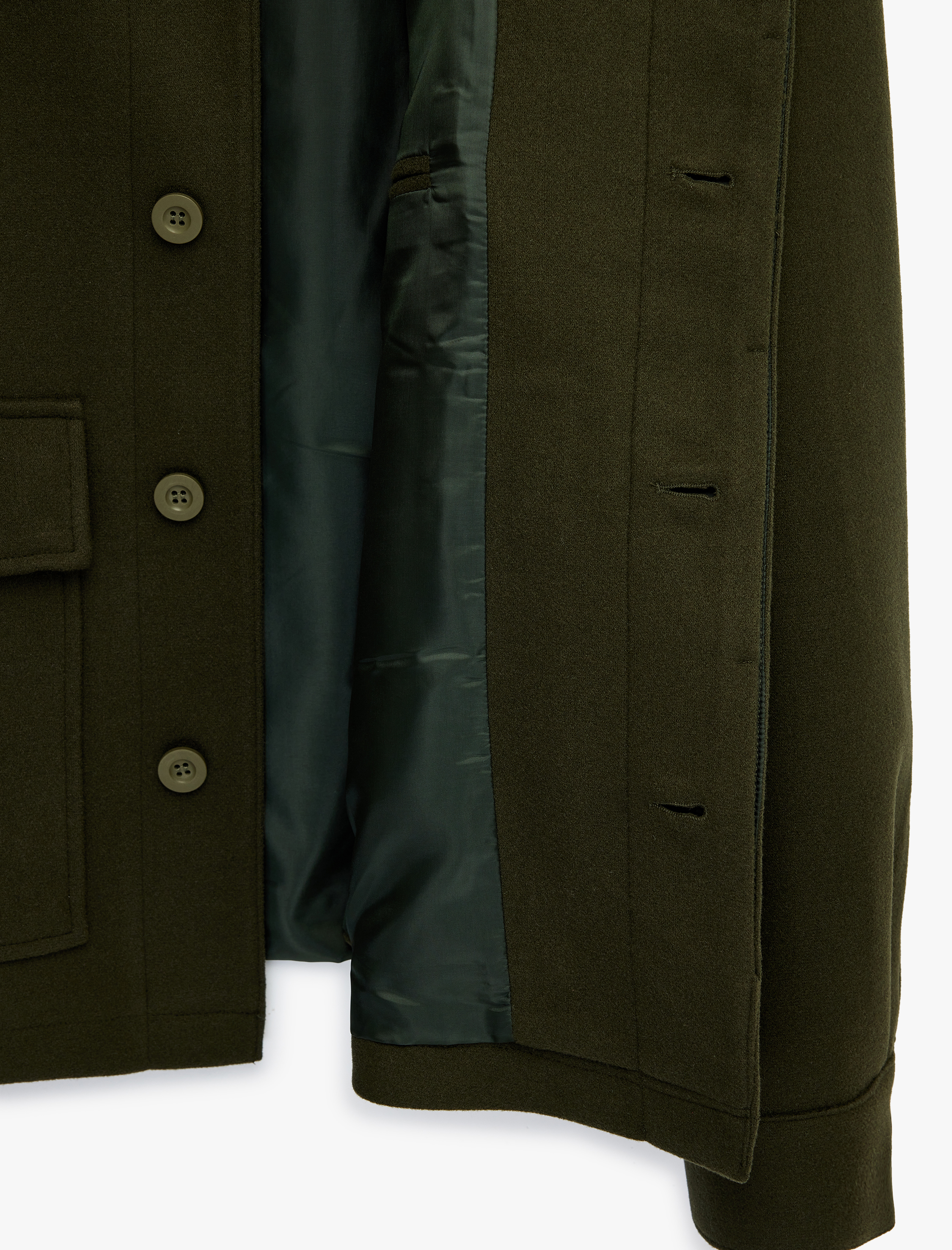   Regular Fit Uzun Kollu Kapaklı Cepli Kadife Gömlek Yaka Kaşe Ceket