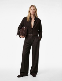 Regular Fit Klasik Yaka Düğmeli Uzun Kollu Gömlek