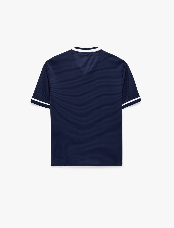  Rahat Kesim Kısa Kollu Baskılı Polo Yaka Spor Tişört