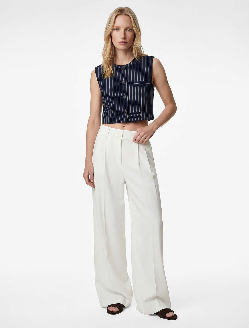 Koton Kadın Düğmeli Bisiklet Yaka Çizgili Crop Blazer Yelek