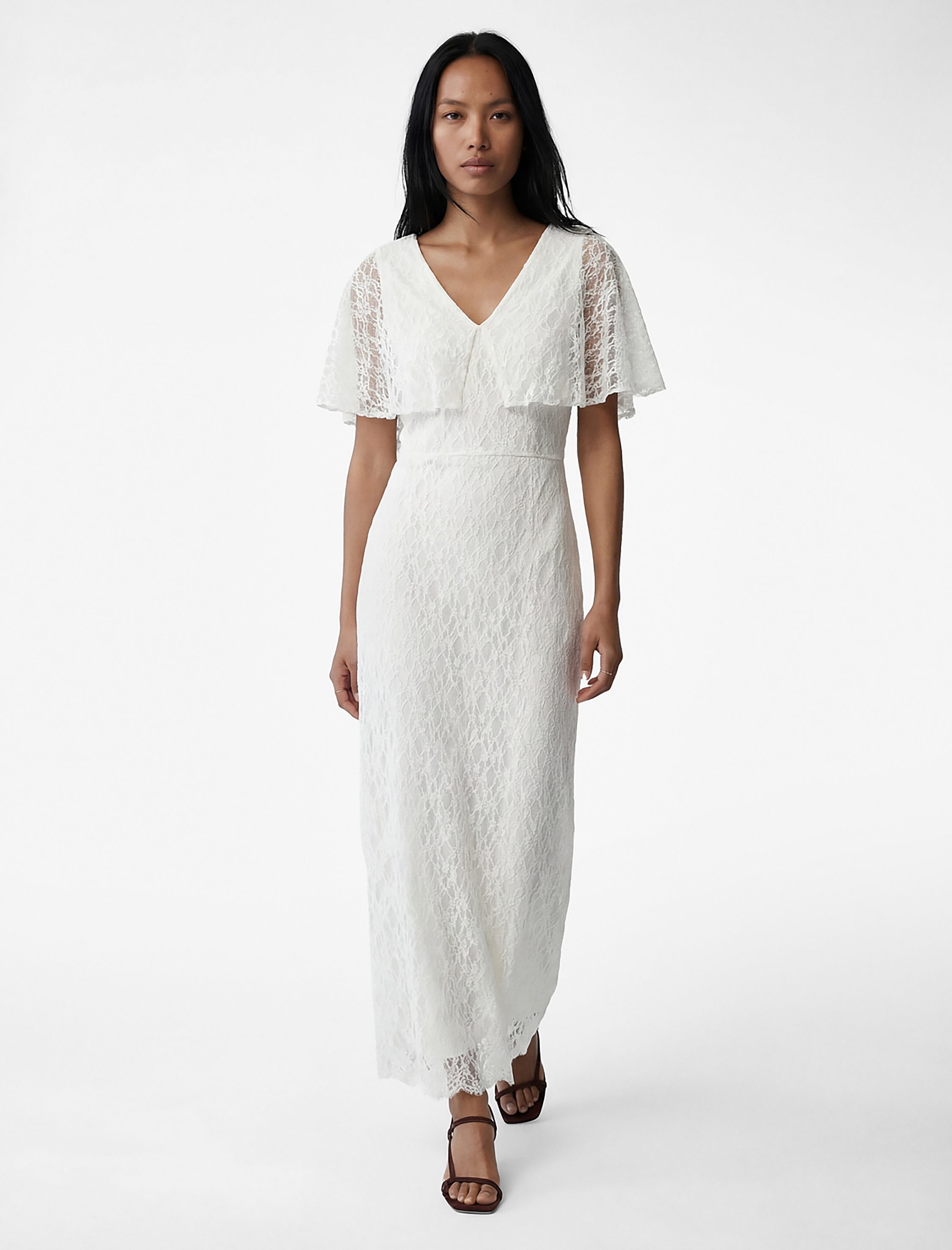   Slim Fit Pelerin Kol V Yaka Uzun Dantel Elbise