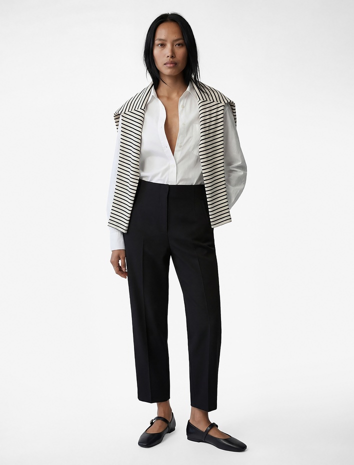  Basic Slim Fit Düğmeli Uzun Kollu Pamuklu Gömlek