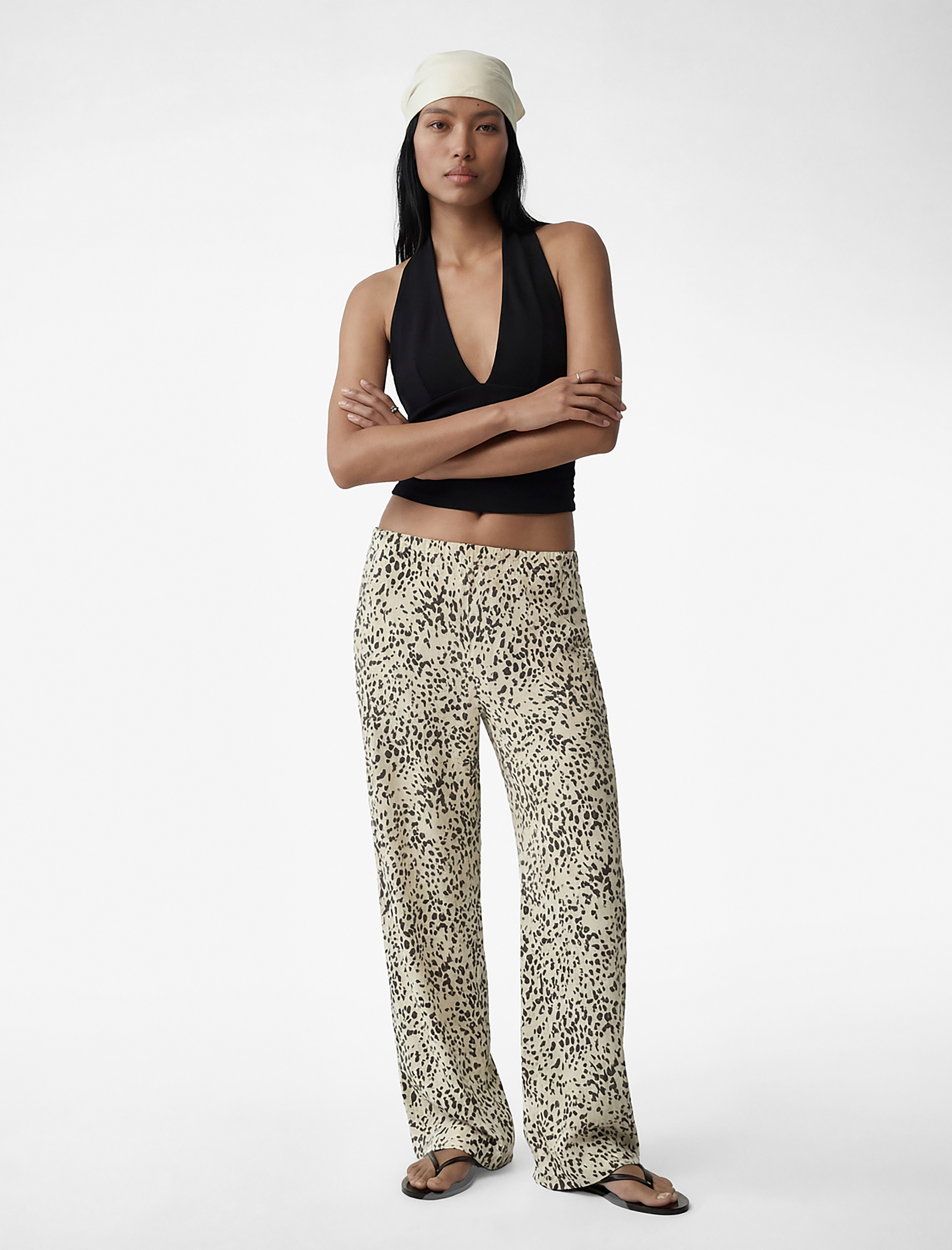   Bürümcük Kumaş Beli Bağcıklı Geniş Paça Bol Pantolon