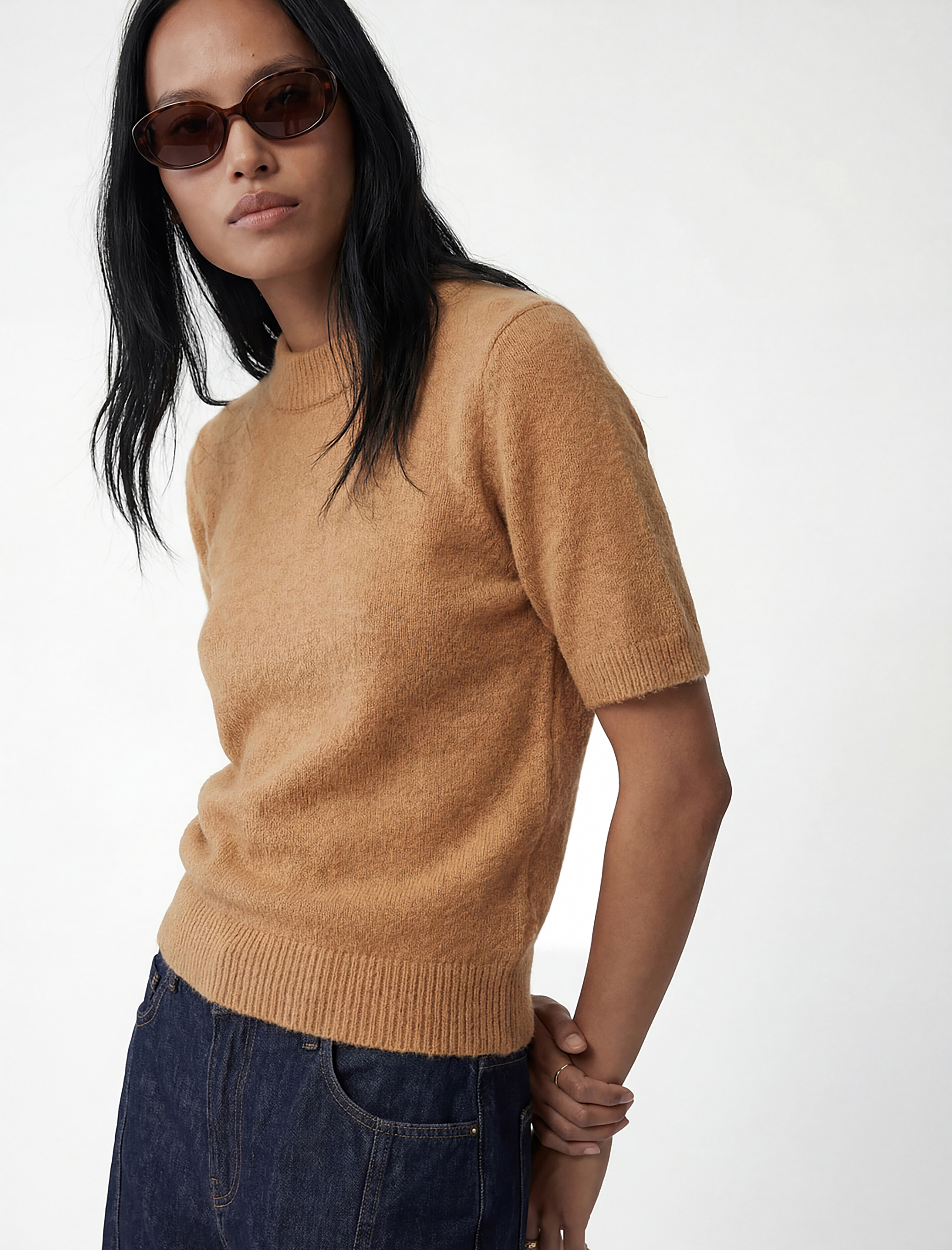   Regular Fit Kısa Kollu Dik Yaka Triko Kazak