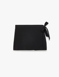 Paraşüt Kumaş Bağlama Detaylı Mini Şort Etek