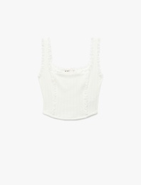 Pamuklu Dantel Detaylı Kolsuz U Yaka Fırfırlı Crop Top