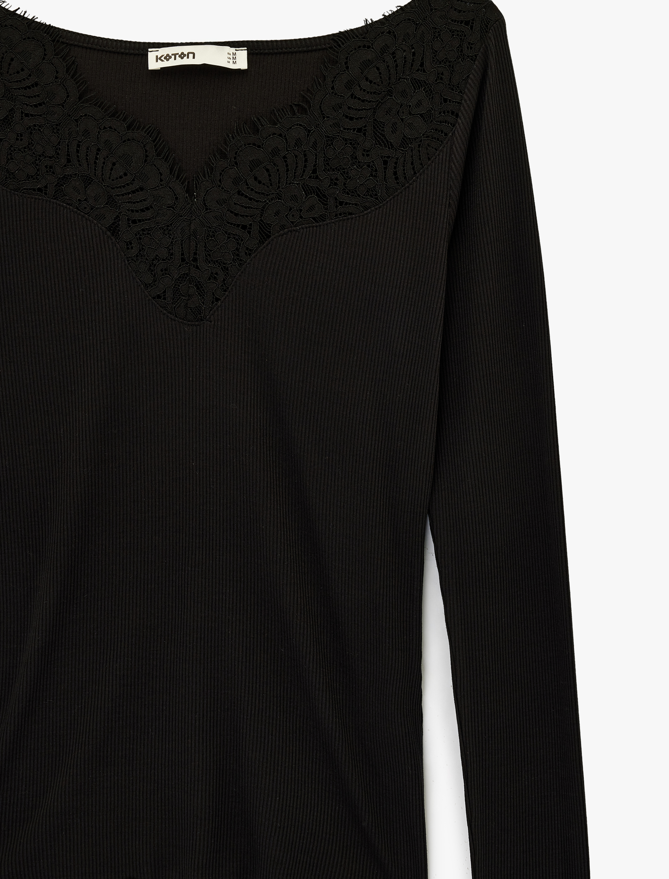   Viskon Slim Fit Uzun Kollu V Yaka Dantel Detaylı Tişört