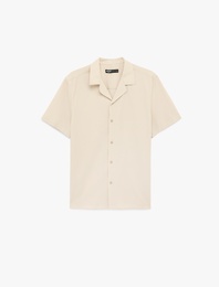 Regular Fit Dokulu Düğmeli Kısa Kollu Apaş Yaka Gömlek
