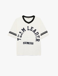 Baskılı Yarım Kollu Oversize V Yaka Tişört