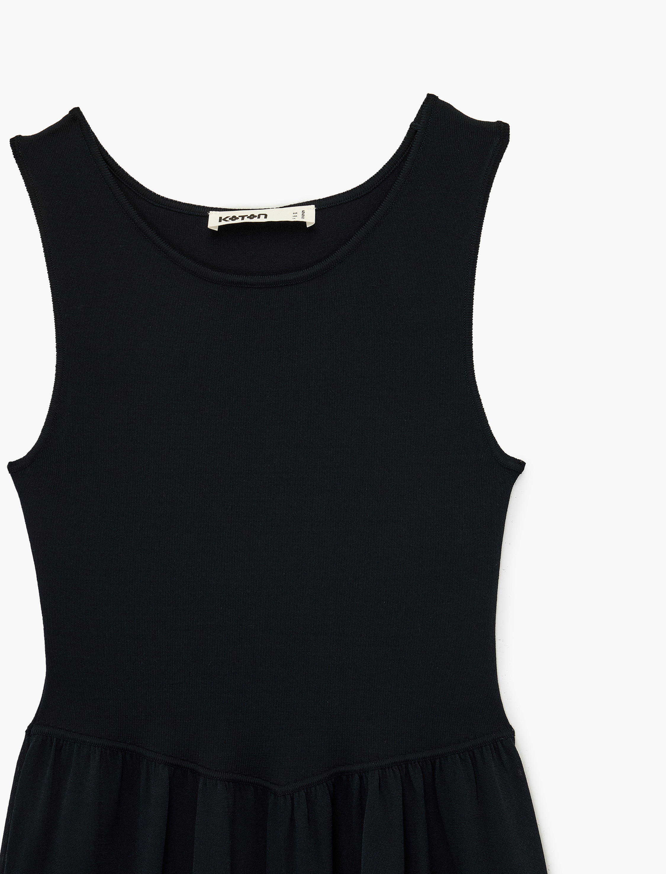   Kolsuz Yuvarlak Yaka Çan Kesim Uzun Triko Elbise