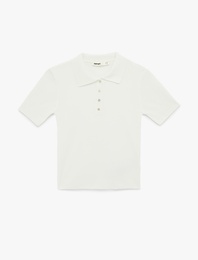 Yarım Düğme Detaylı Kısa Kollu Polo Yaka Triko Kazak