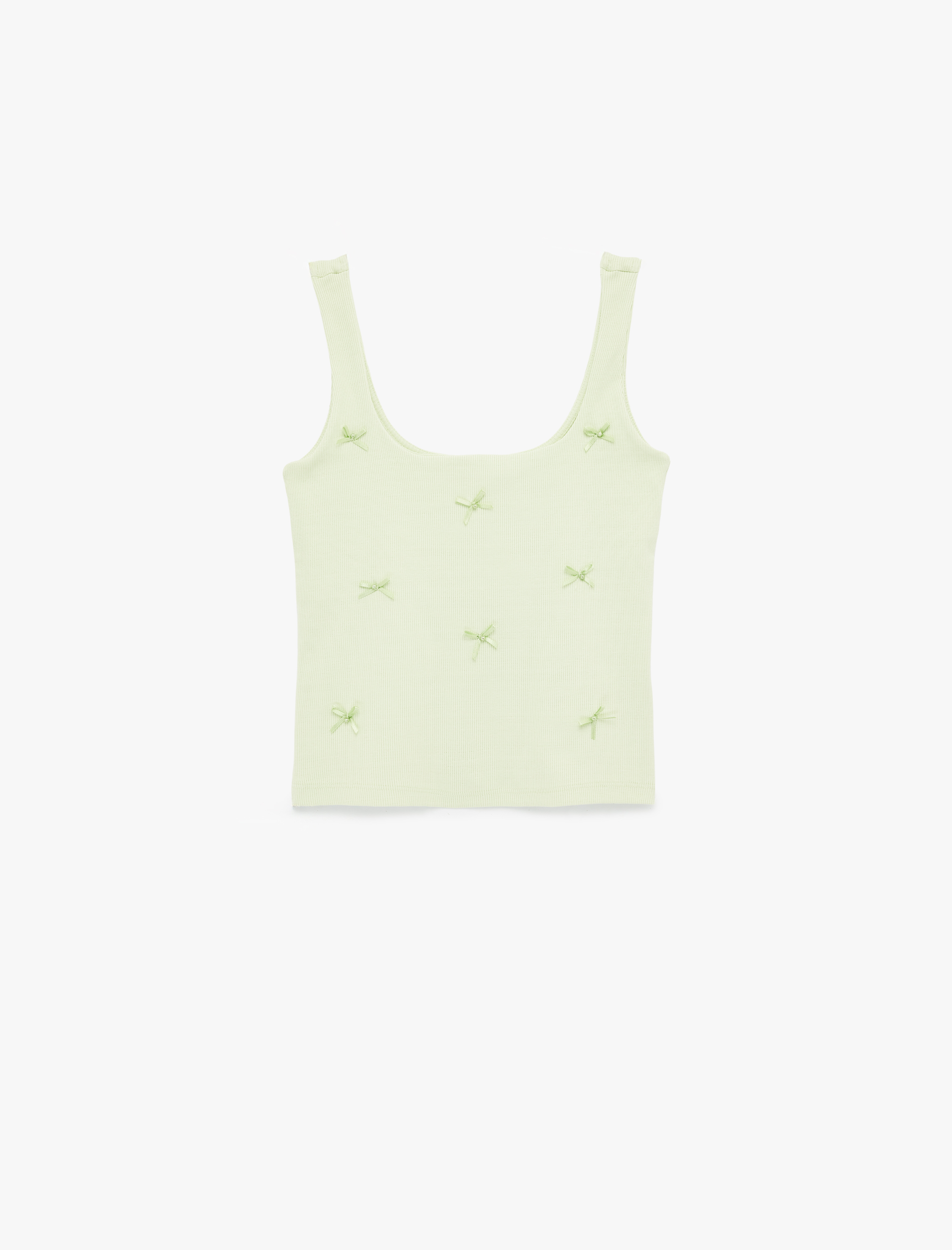   Pamuklu Kare Yaka Fiyonklu Kalın Askılı Bluz