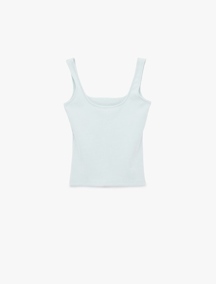  Pamuklu Kare Yaka Fiyonklu Kalın Askılı Bluz