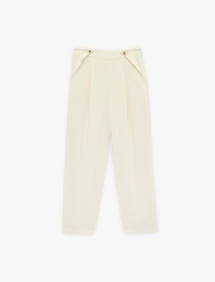 Krep  Kumaş Aksesuar Detaylı Cepli Yüksek Bel Havuç Pantolon