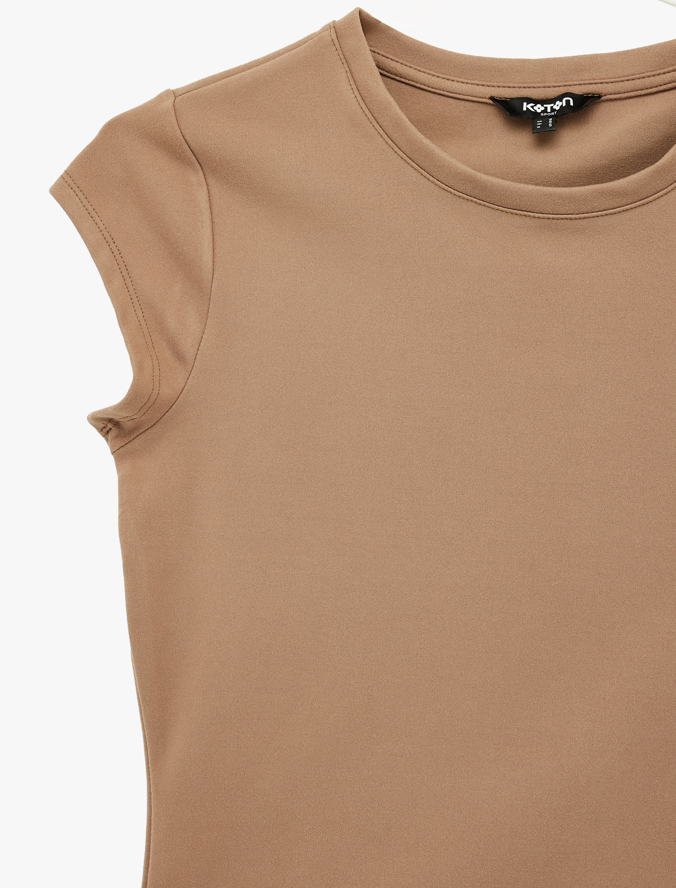   Rahat Kalıp Kolsuz Bisiklet Yaka Spor Tişört