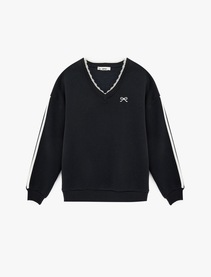  Şardonlu Fiyonklu Dantel Detaylı V Yaka Uzun Kollu Oversize Sweatshirt