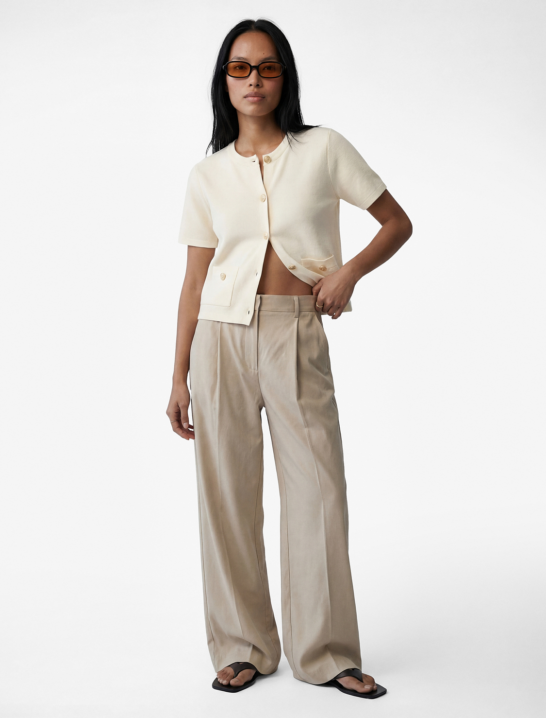   Kısa Kollu Bisiklet Yaka Cepli Triko Hırka