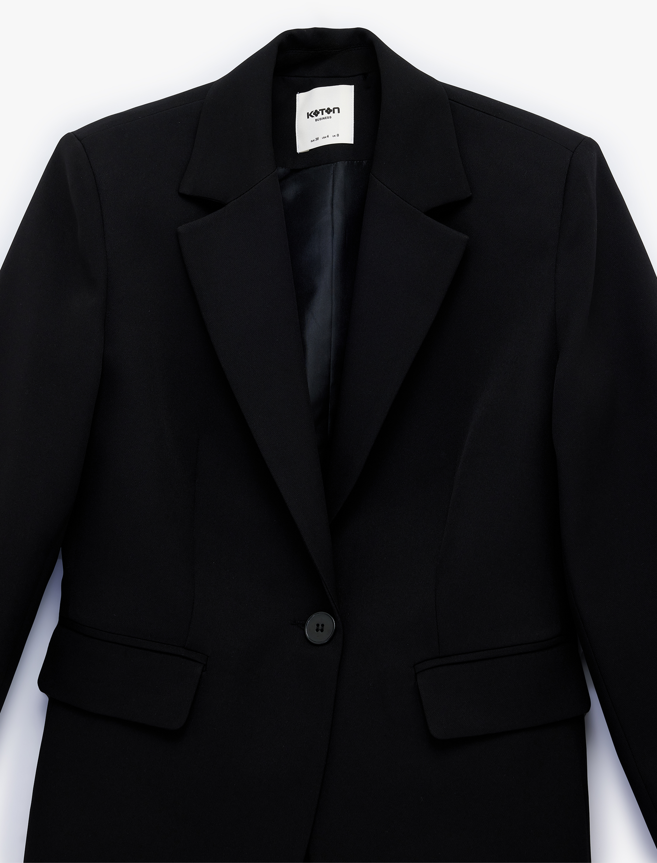   Geniş Yaka Uzun Kollu Slim Fit Düğmeli Cep Detaylı Blazer Ceket