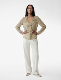 Uzun Kollu V Yaka Fırfırlı Yaka Düğmeli Volanlı Şifon Gömlek