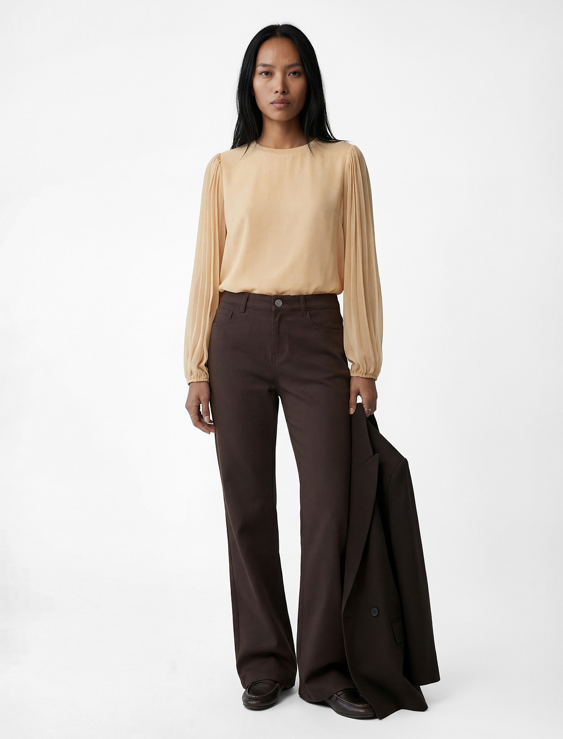   Uzun Kollu Bisiklet Yaka Pileli Şifon Bluz