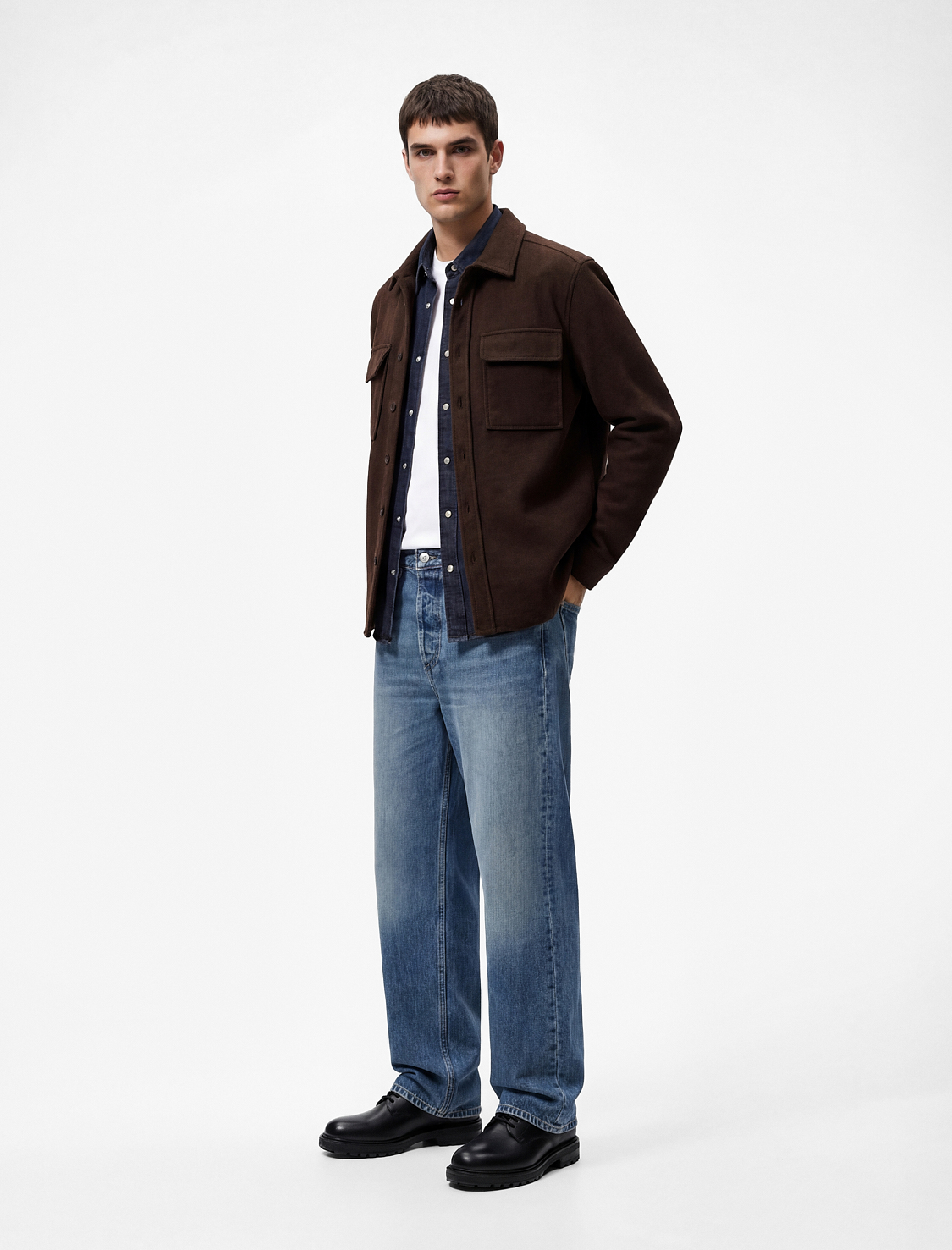   Regular Fit Cepli Klasik Yaka Uzun Kollu Kaşe Gömlek