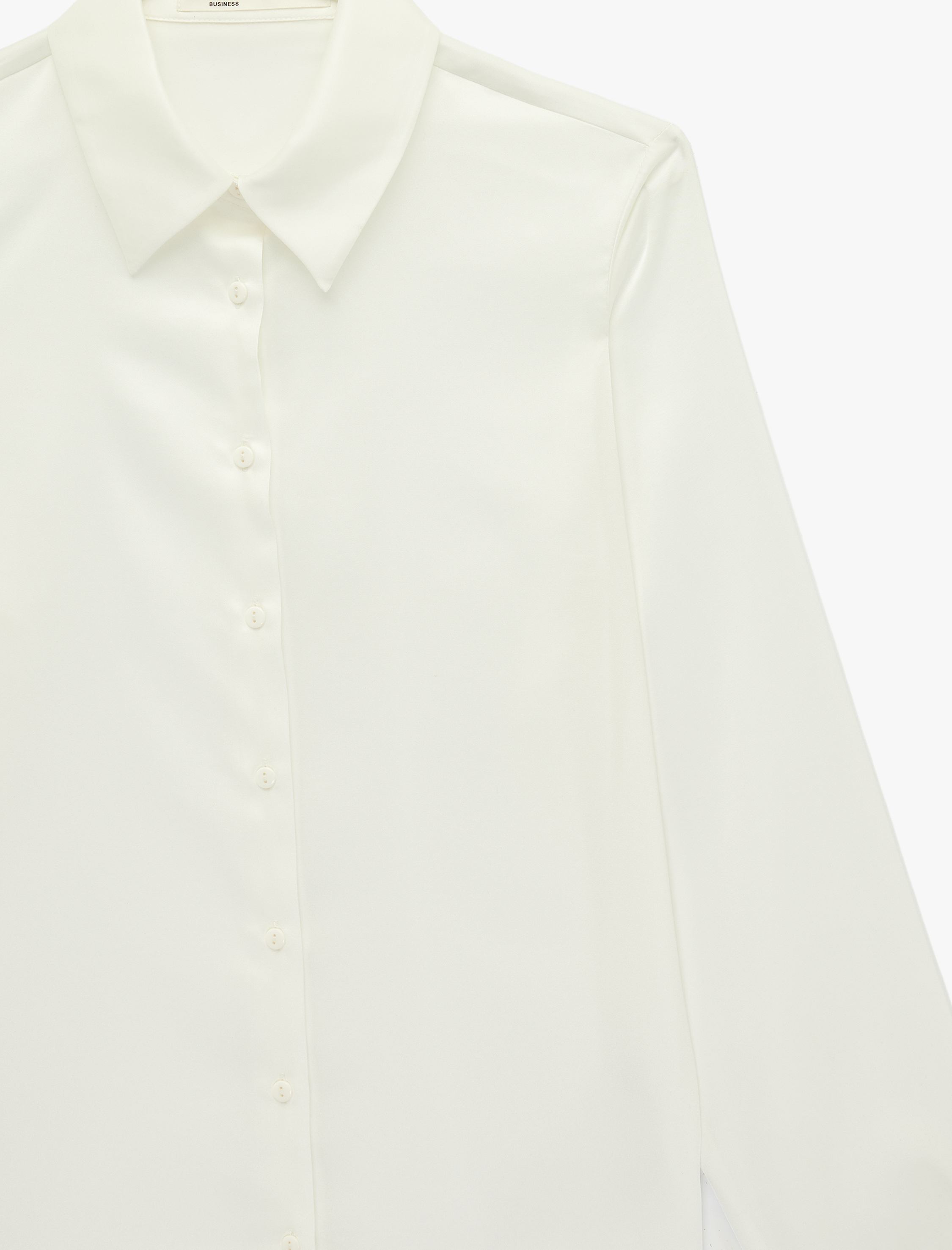   Regular Fit Uzun Kollu Klasik Yaka Düğmeli Saten Gömlek