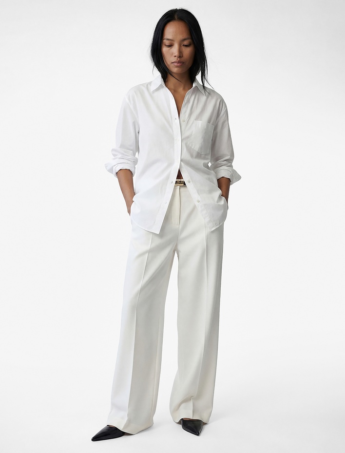  Düğmeli Uzun Kollu Klasik Yaka Gömlek