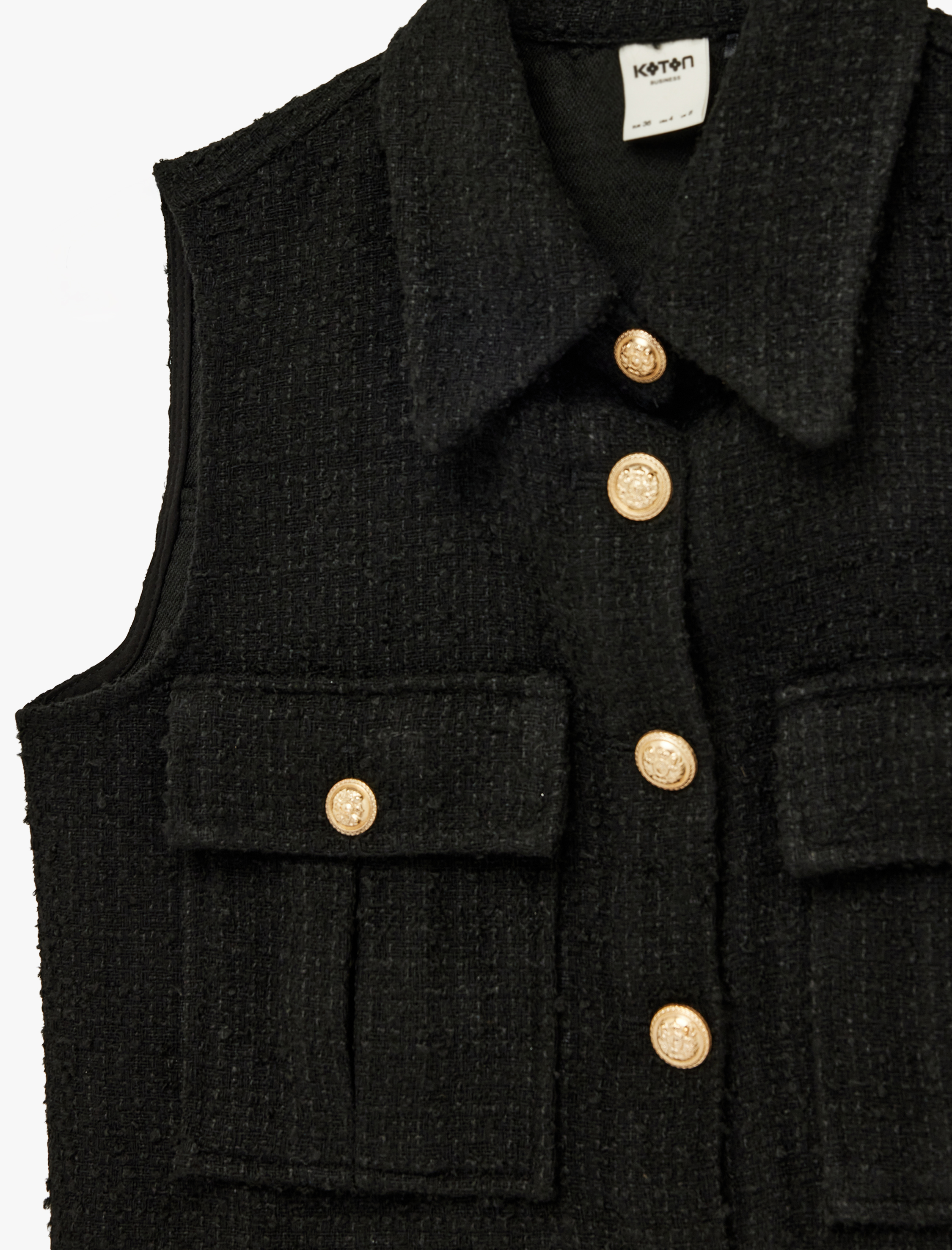   Klasik Yaka Cep Detaylı Düğmeli Koyun Yünü Karışımlı Kolsuz Yelek