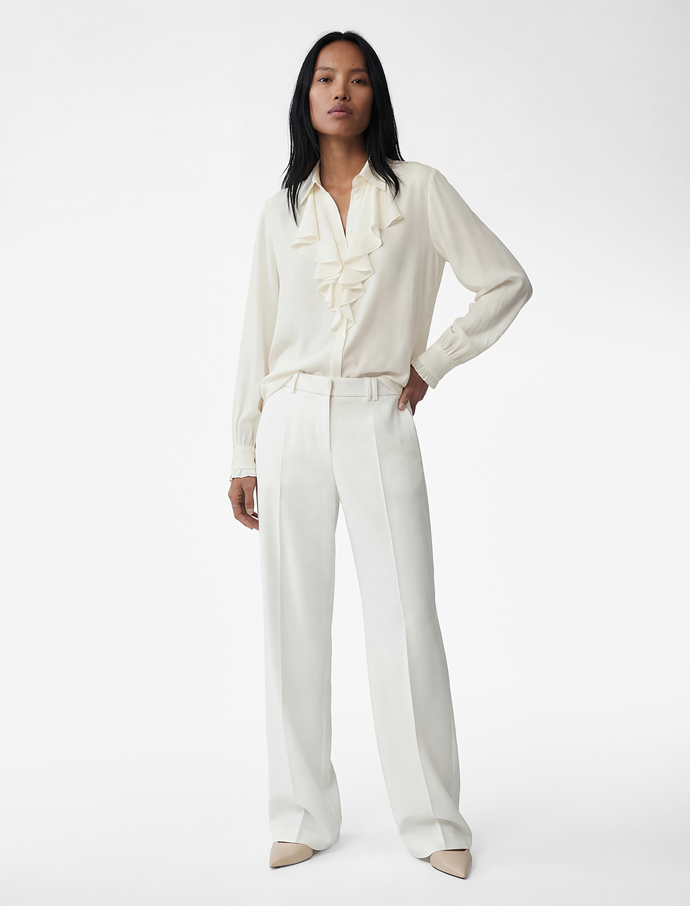   Uzun Kollu Fular Yaka Volanlı Bluz