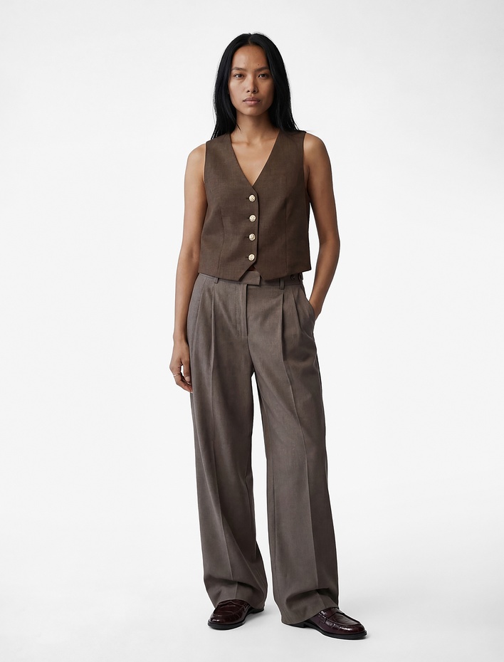  Düğmeli V Yaka Dikiş Detaylı Kolsuz Yelek