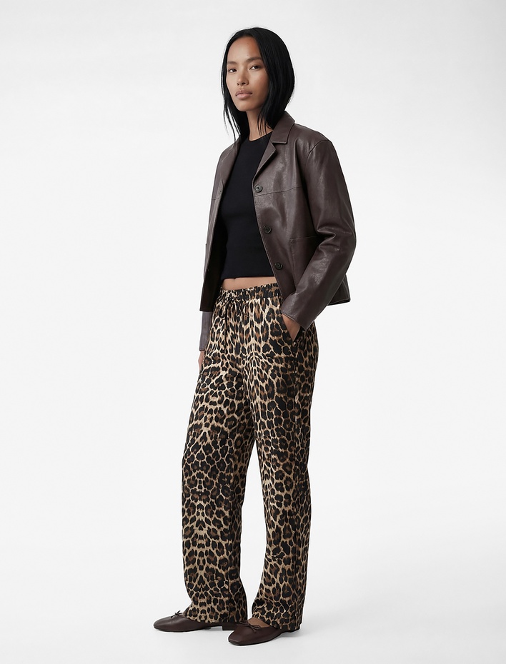  Beli Bağcıklı Cepli Leopar Desenli Geniş Paça Pantolon